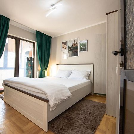 Apartament S46 Roman Luaran gambar