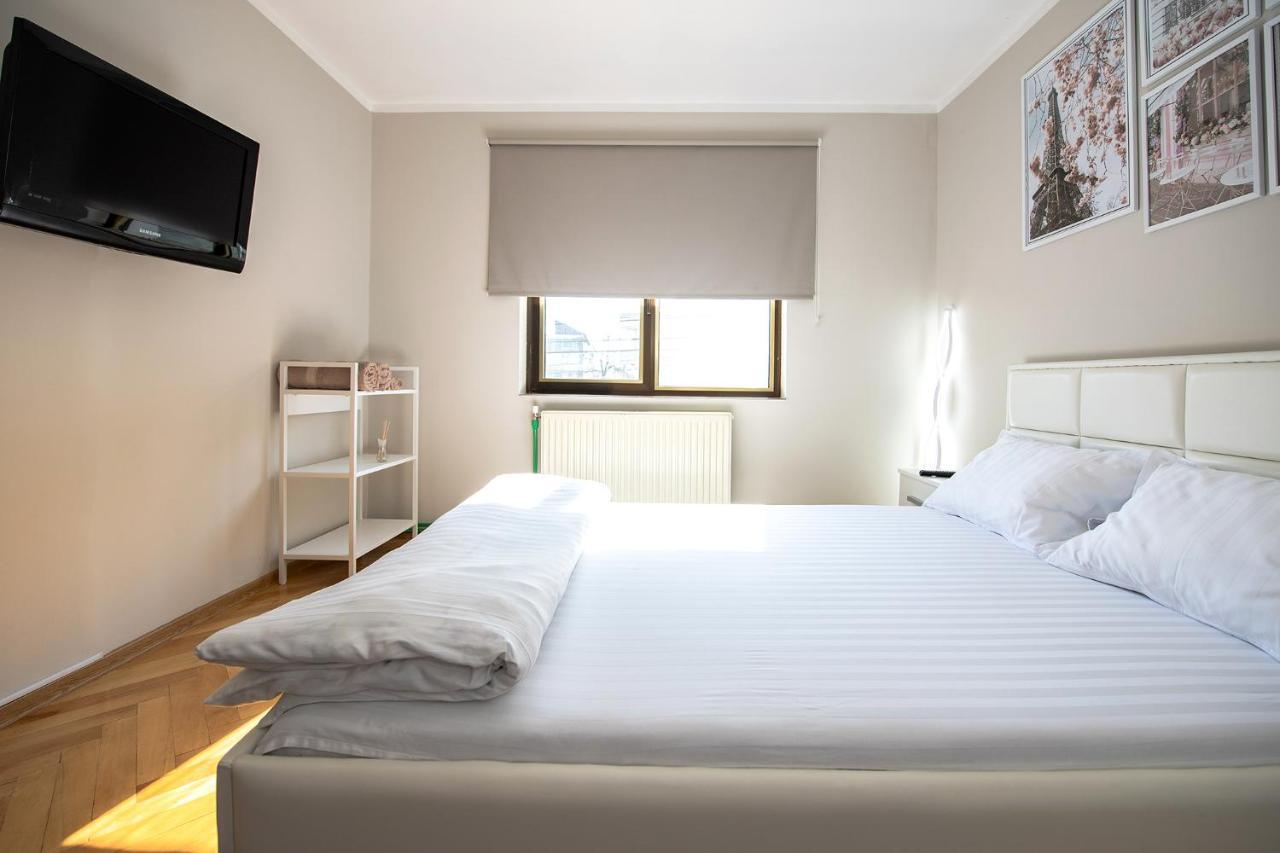 Apartament S46 Roman Luaran gambar